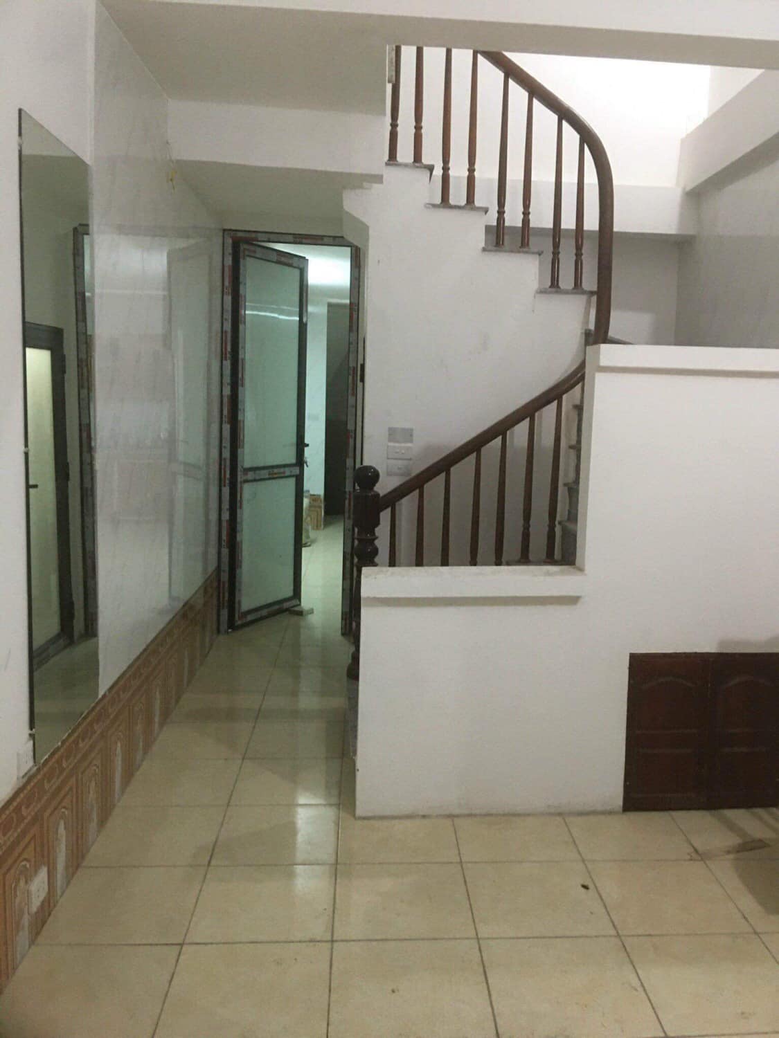 Cho thuê nhà Ngõ 3 gác Nguyễn Trãi- Thanh Xuân DT 45 m2 - 2 tầng - 2 ngủ - 2 WC -Giá 10Triệu (ctl) - Ảnh chính